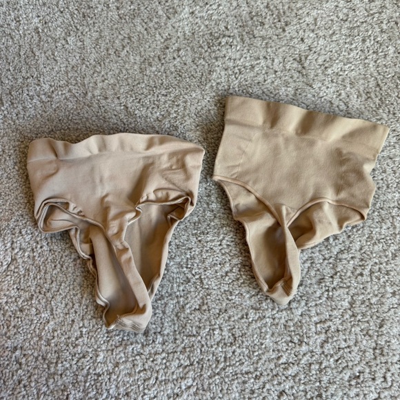 Skims Sculpting Thong ShapeWear bundle set of two size Small - Picture 2 of 4
